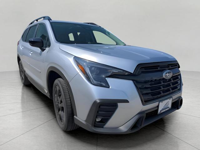 2025 Subaru Ascent Vehicle Photo in Neenah, WI 54956