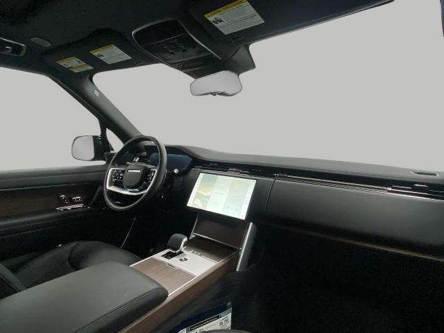 2025 Range Rover Vehicle Photo in Appleton, WI 54913