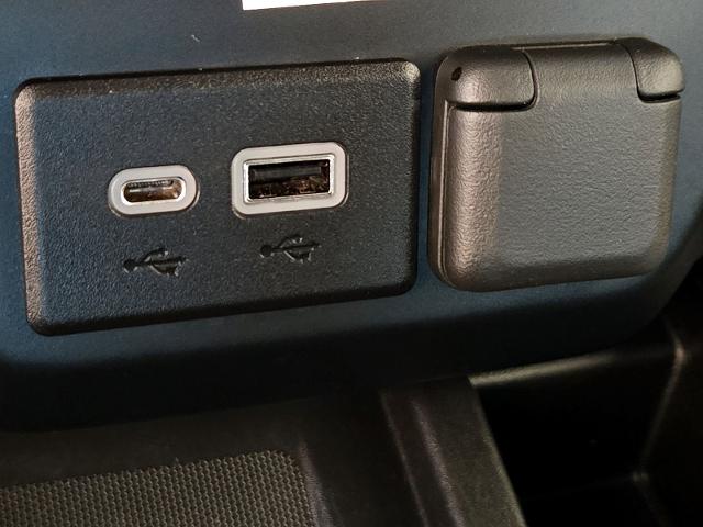 2022 GMC Sierra 3500HD Vehicle Photo in Weatherford, TX 76087