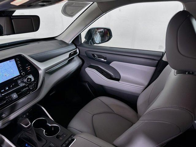 2021 Toyota Highlander Vehicle Photo in Flemington, NJ 08822