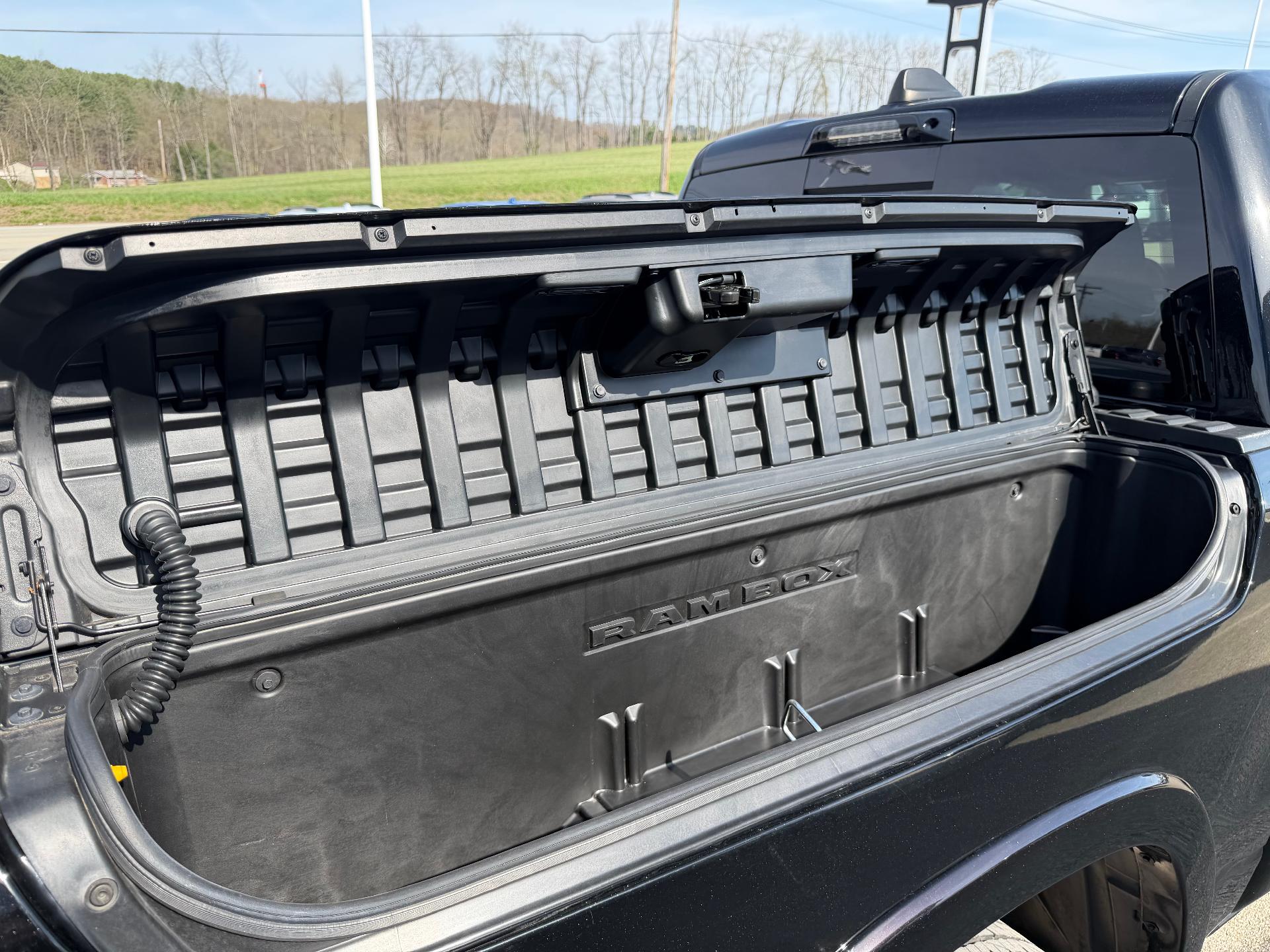 2021 RAM 1500 Longhorn - 11
