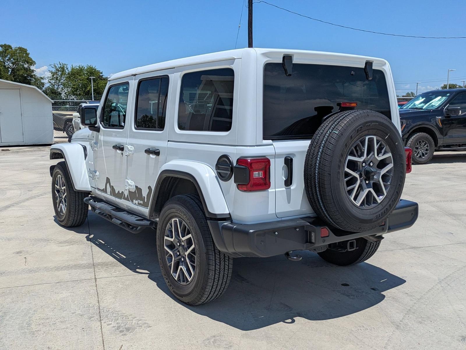 2024 Jeep Wrangler Vehicle Photo in Seguin, TX 78155