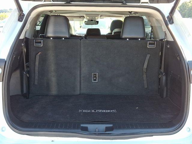 2022 Toyota Highlander Vehicle Photo in DANBURY, CT 06810-5034