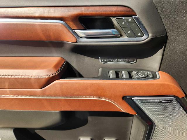 2024 GMC Sierra 1500 Vehicle Photo in DENTON, TX 76210-9321