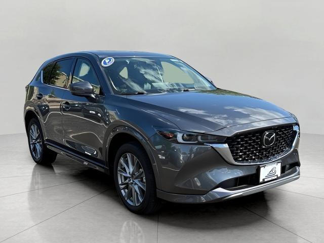 2024 Mazda CX-5 Vehicle Photo in Neenah, WI 54956