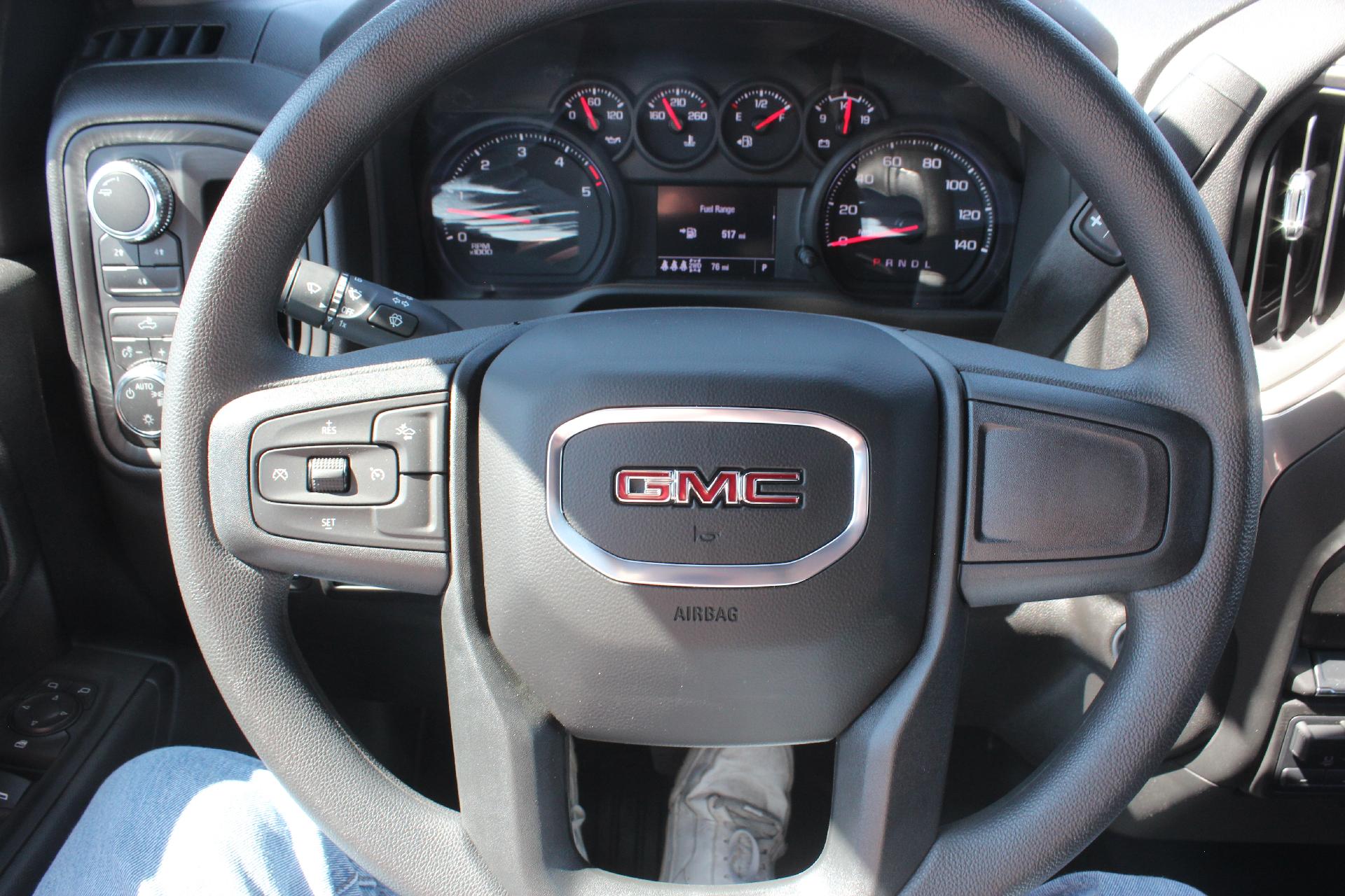 2025 GMC Sierra 2500 HD Vehicle Photo in AURORA, CO 80012-4011