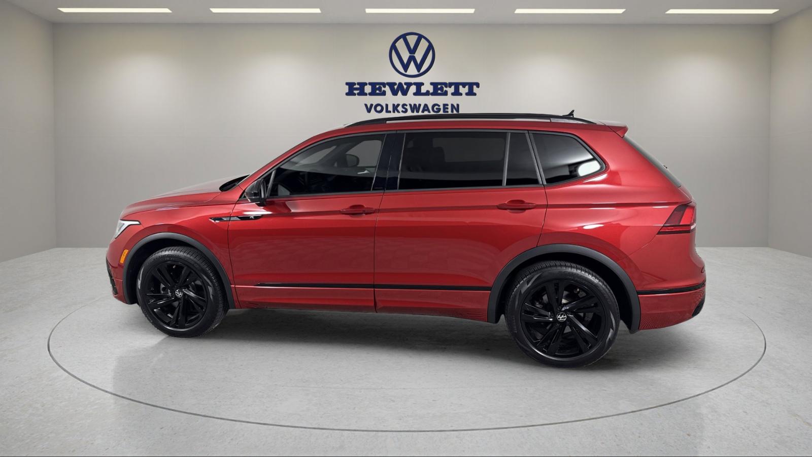2024 Volkswagen Tiguan Vehicle Photo in Georgetown, TX 78626