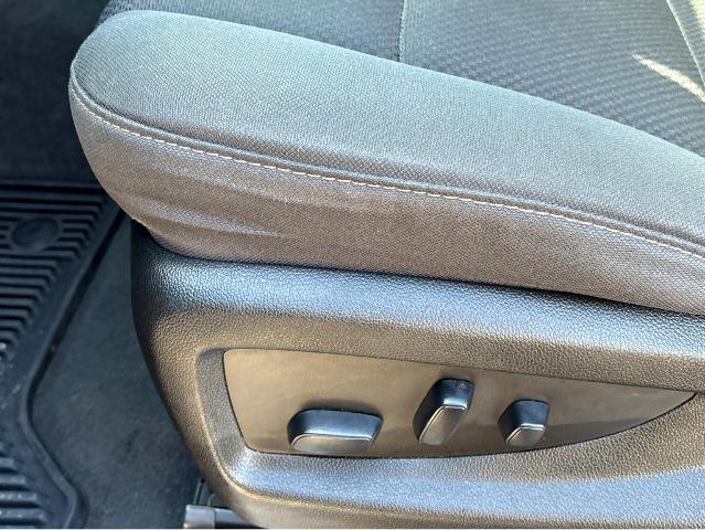 2018 Chevrolet Silverado 1500 Vehicle Photo in BEAUFORT, SC 29906-4218