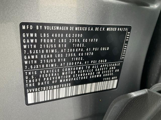 2025 Volkswagen Taos Vehicle Photo in Oshkosh, WI 54904