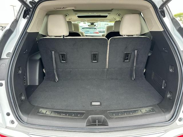 2023 Buick Enclave Vehicle Photo in COLUMBIA, MO 65203-3903