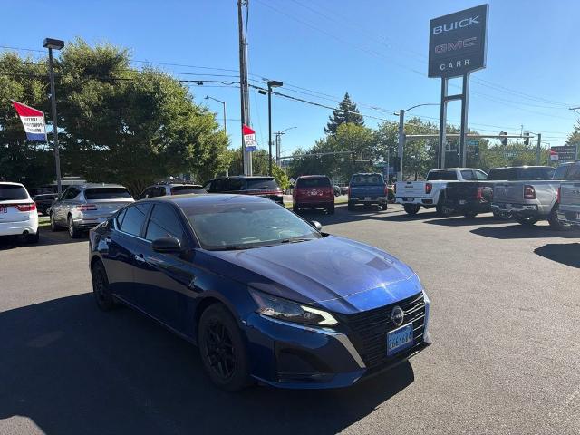 Deep Blue Pearl 2024 Nissan Altima Sedan Front-Wheel Drive Continuously Variable Transmission