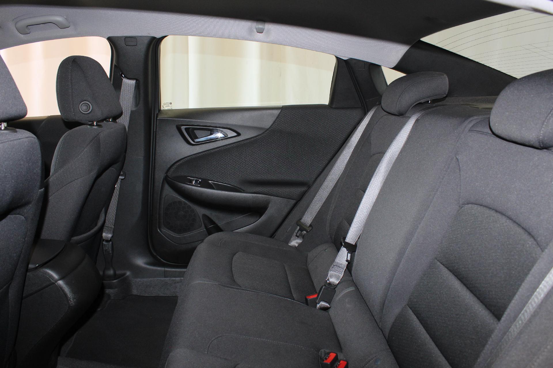 2025 Chevrolet Malibu Vehicle Photo in NORTHAMPTON, MA 01060-1120
