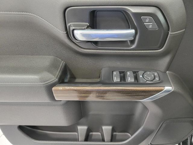 2021 Chevrolet Silverado 1500 Vehicle Photo in NEENAH, WI 54956-2243