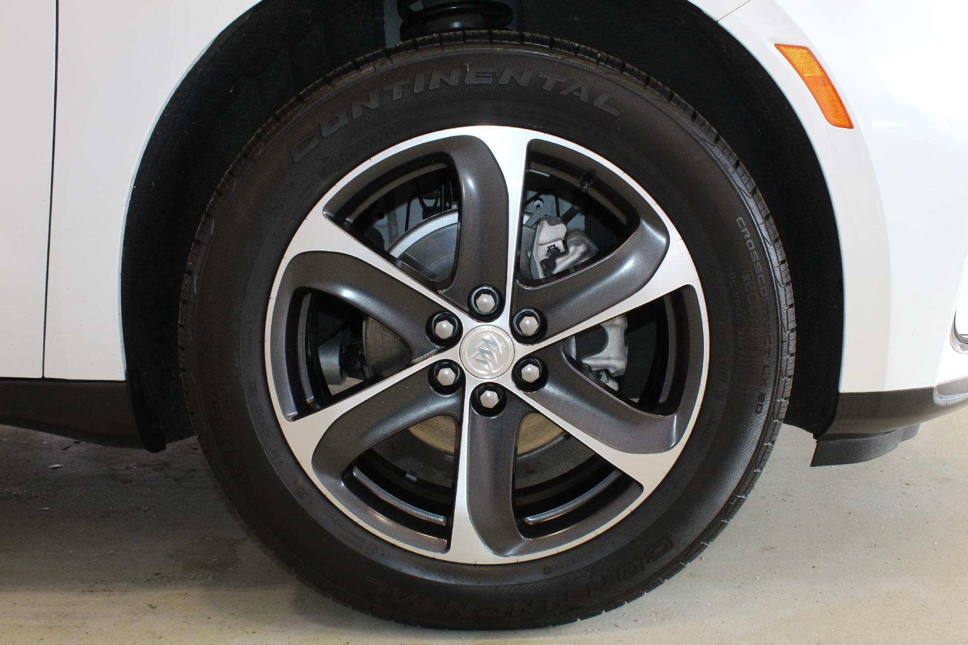 2022 Buick Enclave Vehicle Photo in NORTHAMPTON, MA 01060-1120