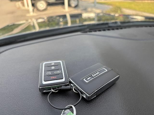 2023 Jeep Grand Cherokee Vehicle Photo in Savannah, GA 31419