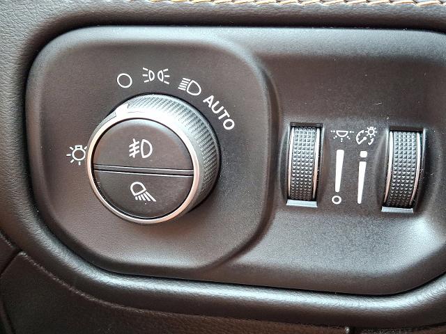 2019 Ram 1500 Vehicle Photo in HARRISBURG, PA 17111-1033