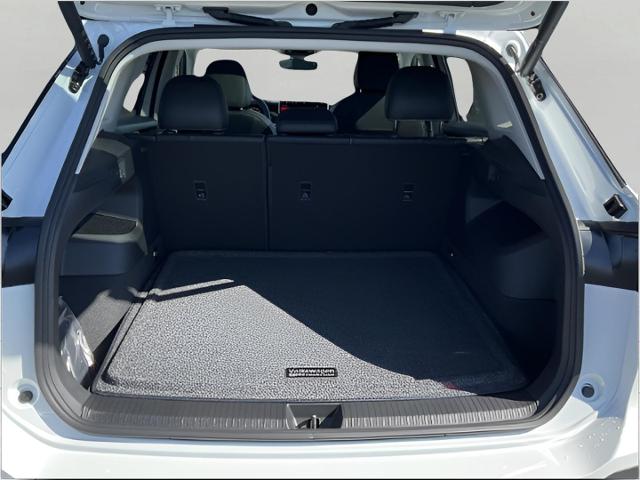 2025 Volkswagen Tiguan Vehicle Photo in Oshkosh, WI 54904