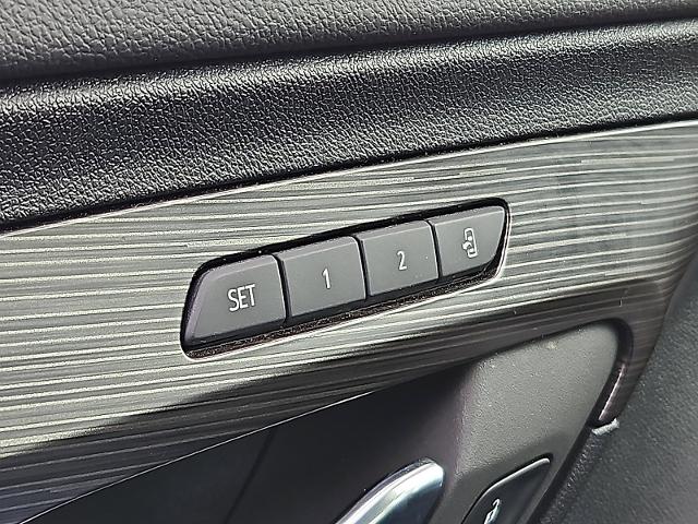 2023 GMC Terrain Vehicle Photo in TREVOSE, PA 19053-4984