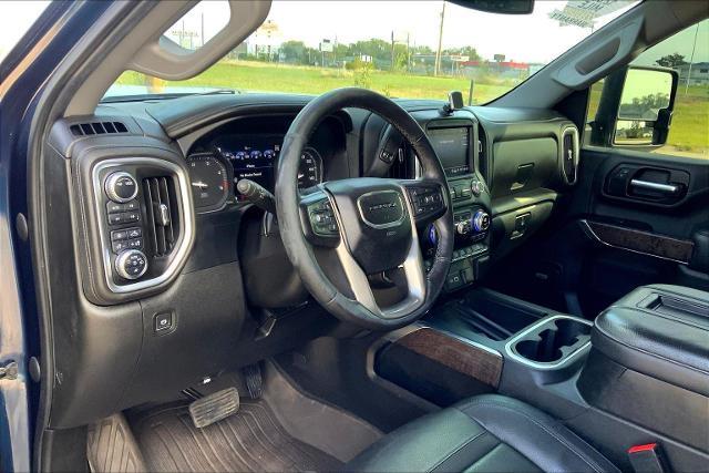 2022 GMC Sierra 2500 HD Vehicle Photo in TOPEKA, KS 66609-0000