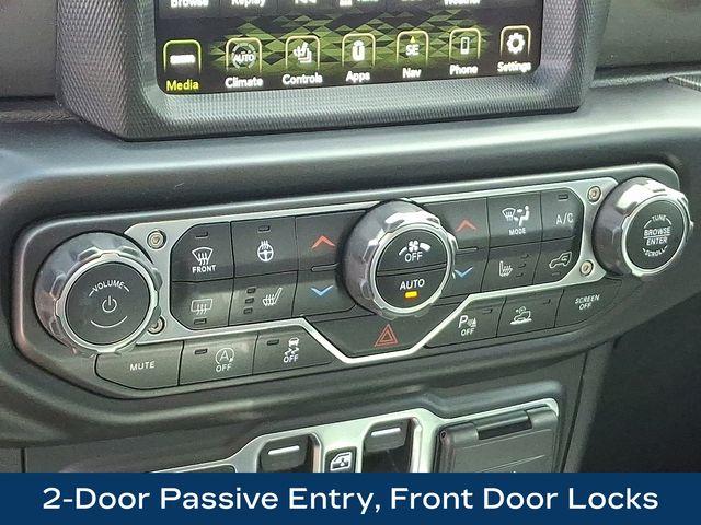 2022 Jeep Wrangler Unlimited Vehicle Photo in DANBURY, CT 06810-5034