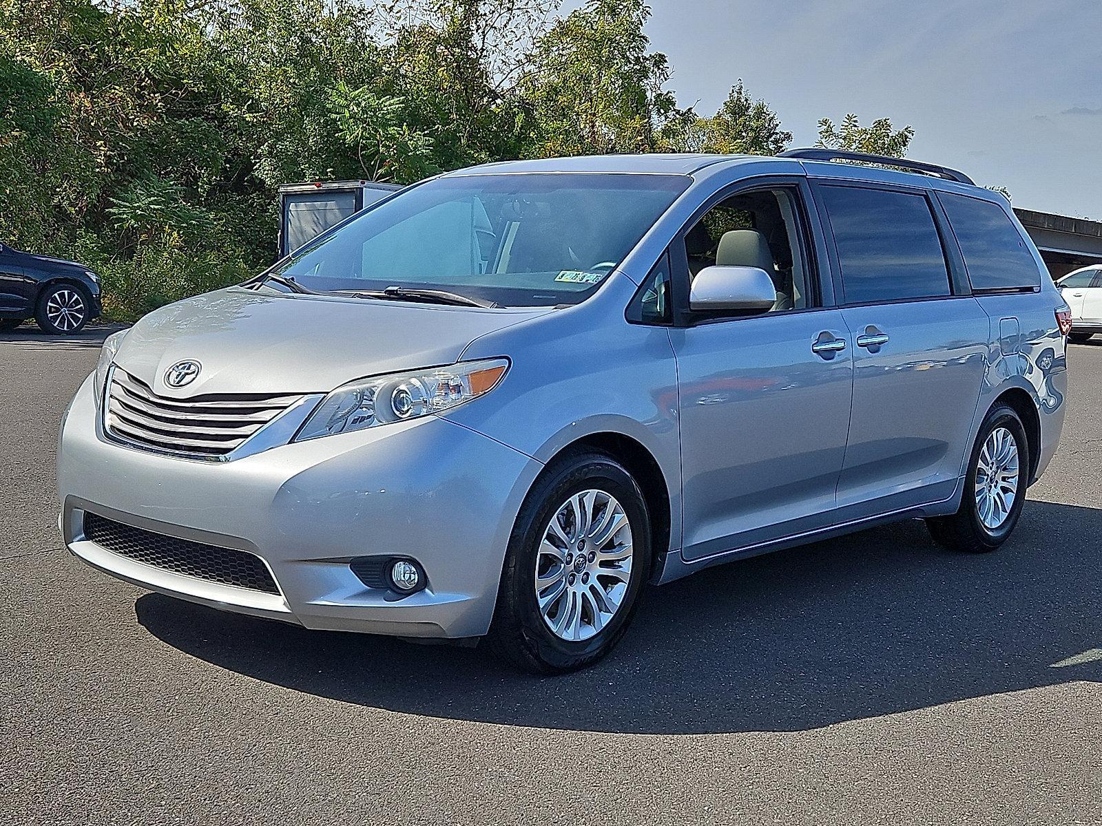 2015 Toyota Sienna Vehicle Photo in Trevose, PA 19053