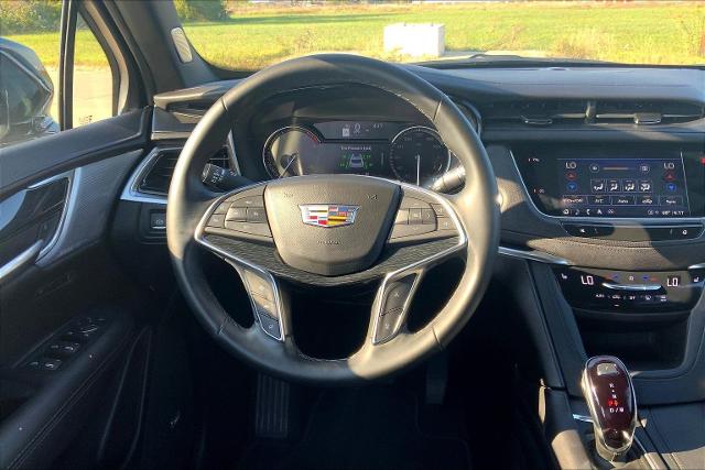 2025 Cadillac XT5 Vehicle Photo in TOPEKA, KS 66609-0000
