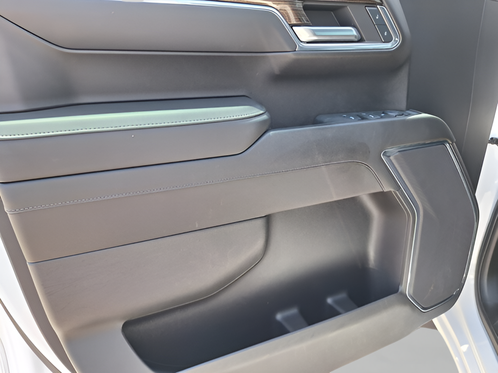 2024 Chevrolet Silverado 1500 photo 28 of 30