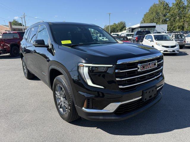 2025 GMC Acadia Vehicle Photo in LEOMINSTER, MA 01453-2952