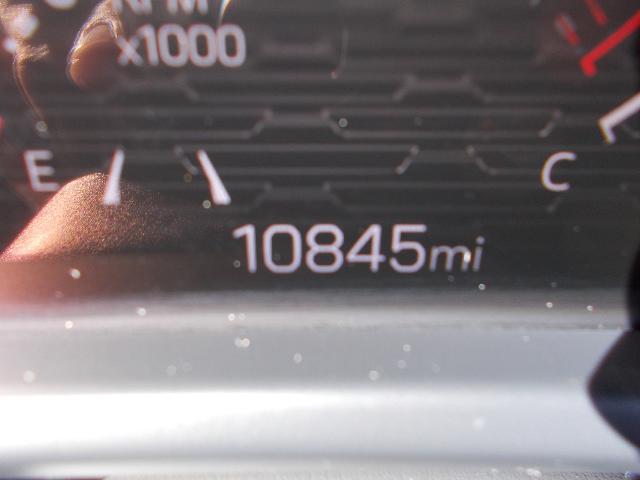 2024 GMC Acadia Vehicle Photo in LOWELL, MA 01852-4336