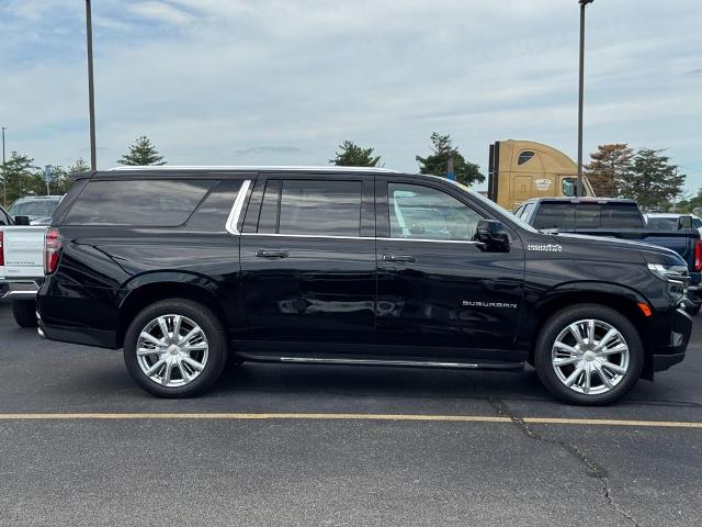 2021 Chevrolet Suburban Vehicle Photo in COLUMBIA, MO 65203-3903