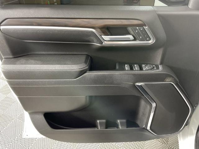 2023 GMC Sierra 1500 Vehicle Photo in GILBERT, AZ 85297-0402