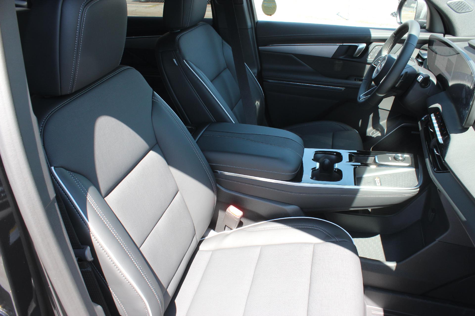 2026 Buick Enclave Vehicle Photo in AURORA, CO 80012-4011
