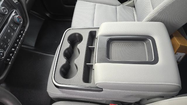 2024 Chevrolet Silverado Chassis Cab Vehicle Photo in INDEPENDENCE, MO 64055-1314