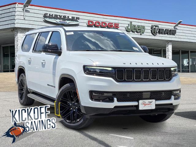 2025 Jeep Wagoneer L Vehicle Photo in Ennis, TX 75119-5114