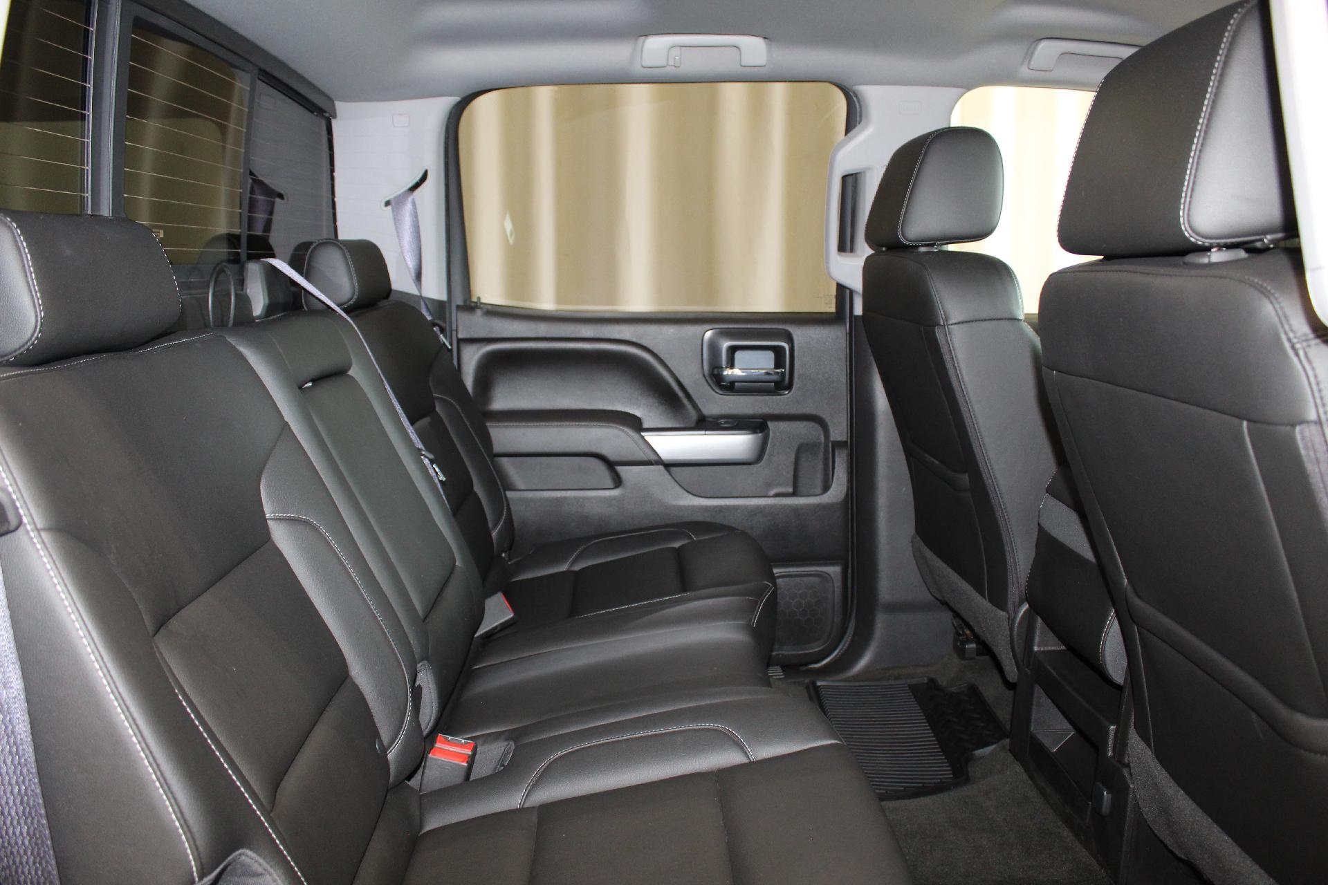 2017 Chevrolet Silverado 1500 Vehicle Photo in NORTHAMPTON, MA 01060-1120