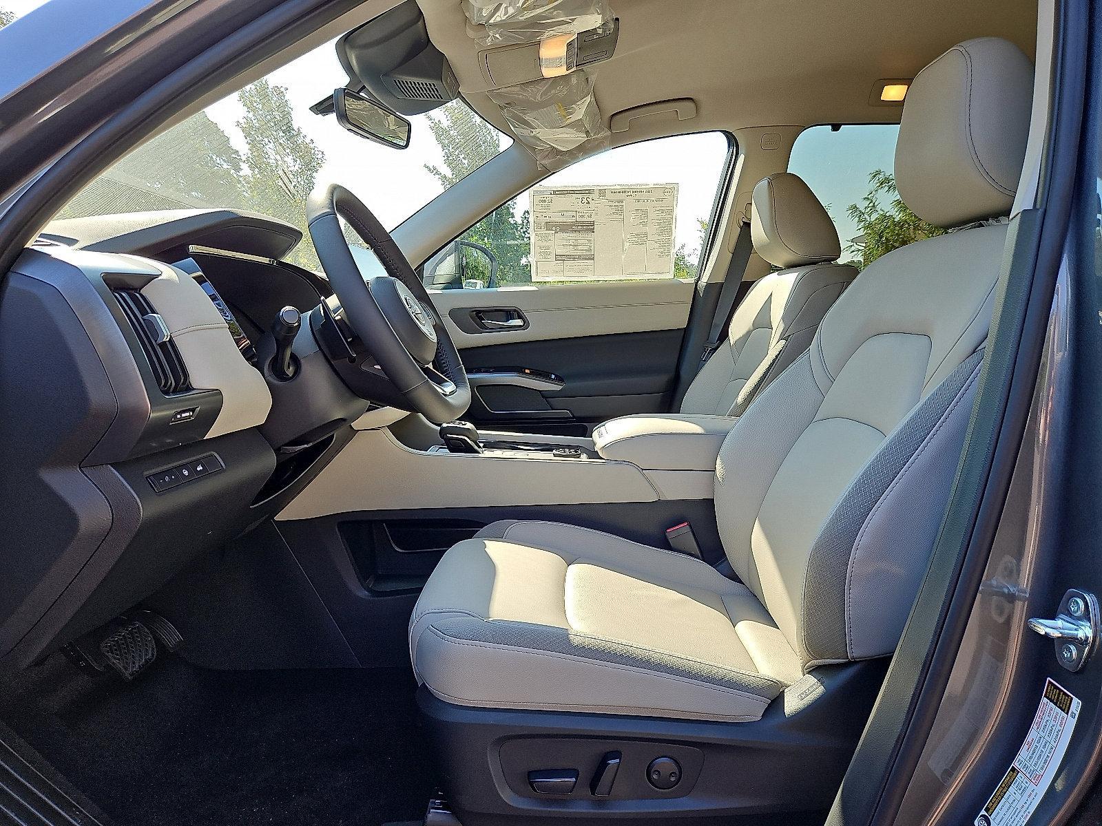 2025 Nissan Pathfinder Vehicle Photo in Jenkintown, PA 19046