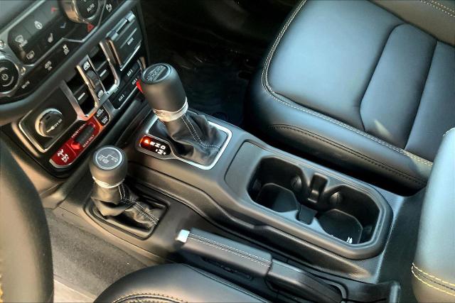 2024 Jeep Wrangler Vehicle Photo in KANSAS CITY, MO 64114-4545