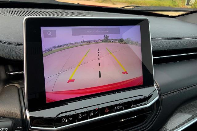 2023 Jeep Compass Vehicle Photo in TOPEKA, KS 66609-0000