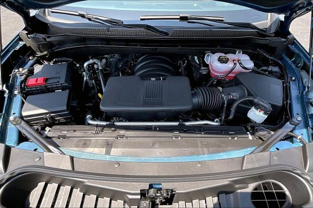 2025 Chevrolet Suburban Vehicle Photo in INDEPENDENCE, MO 64055-1314