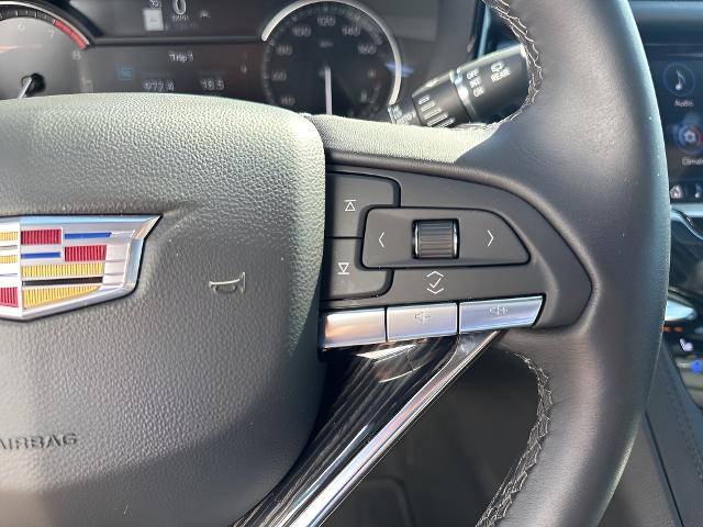 2025 Cadillac XT6 Vehicle Photo in MANITOWOC, WI 54220-5838