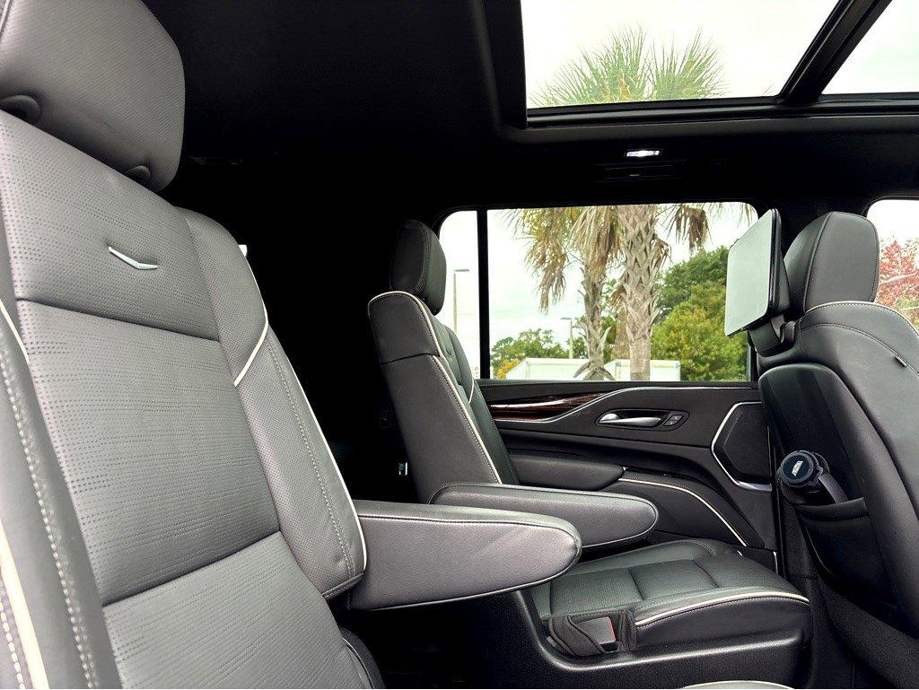 2023 Cadillac Escalade ESV Vehicle Photo in SAVANNAH, GA 31406-4513