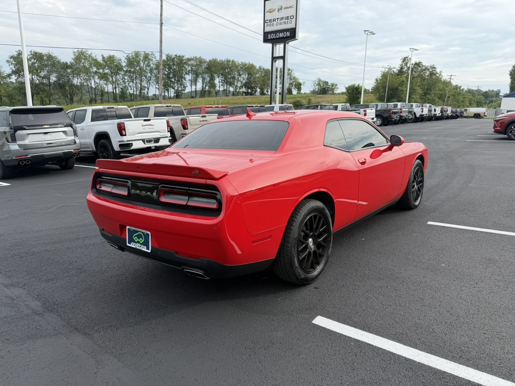 2019 Dodge Challenger SXT AWD - 5