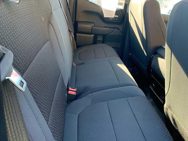 2020 Chevrolet Silverado 1500 Vehicle Photo in MOON TOWNSHIP, PA 15108-2571