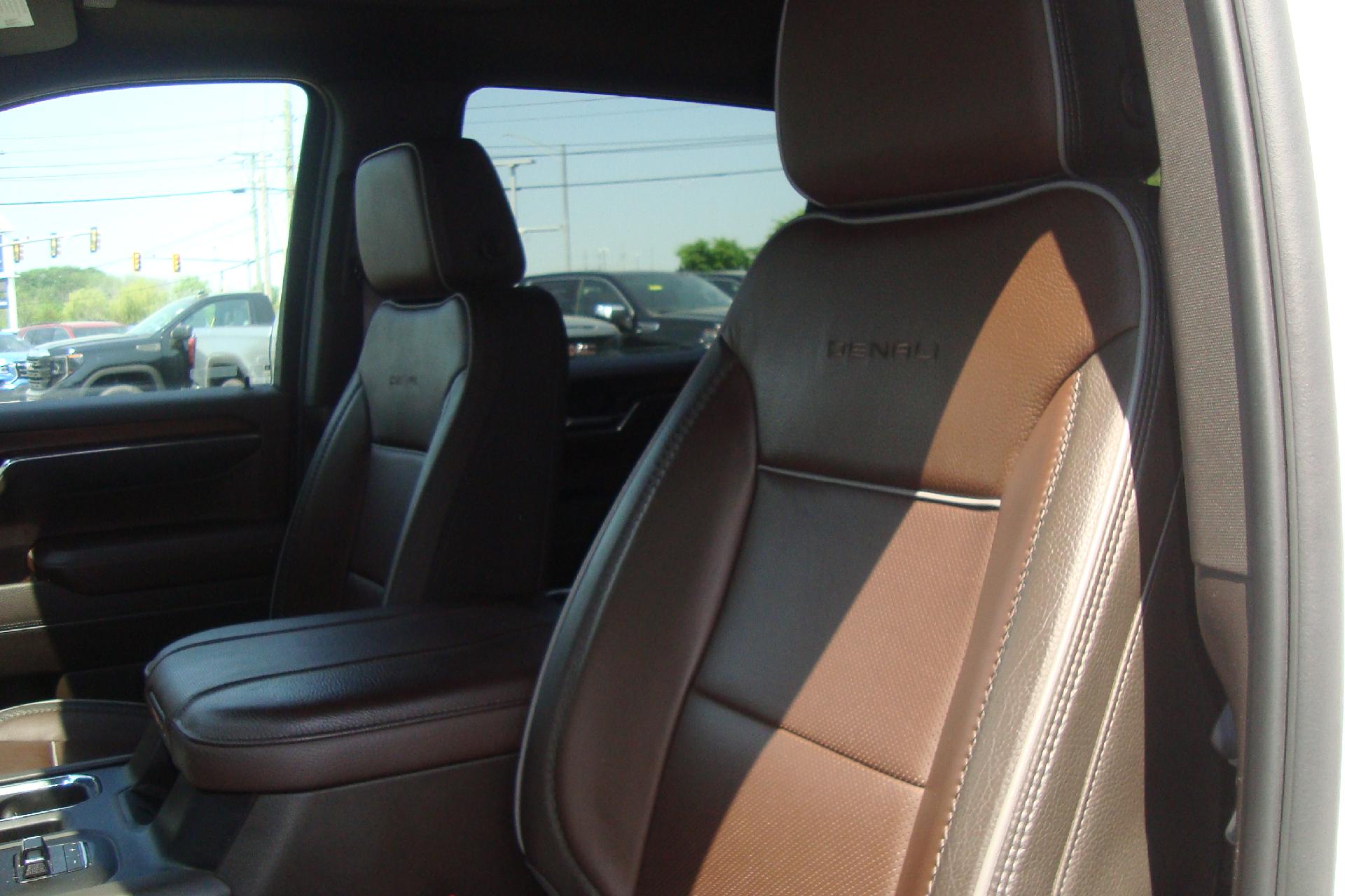 2024 GMC Sierra 1500 Vehicle Photo in PORTSMOUTH, NH 03801-4196