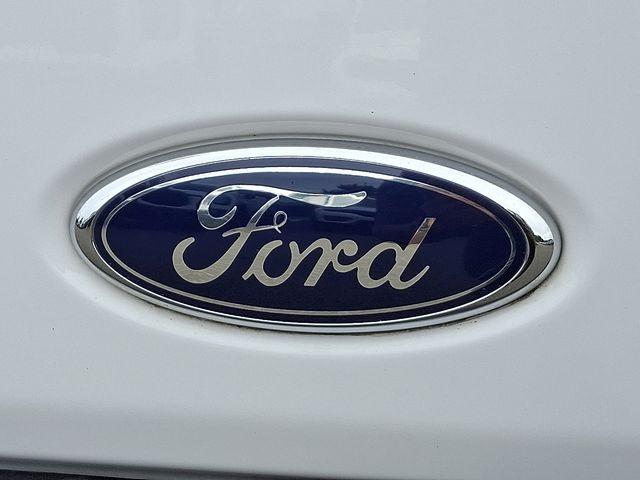 2023 Ford Transit Cargo Van Vehicle Photo in DANBURY, CT 06810-5034