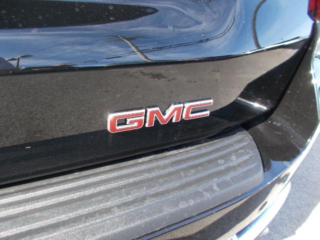 2026 GMC Yukon Vehicle Photo in LOWELL, MA 01852-4336