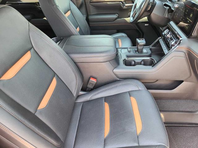 2023 GMC Sierra 1500 Vehicle Photo in DENTON, TX 76210-9321