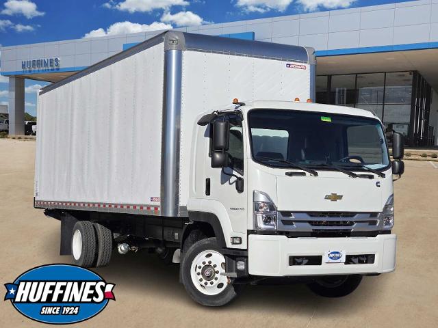 2025 Chevrolet 6500 XD LCF Diesel Vehicle Photo in LEWISVILLE, TX 75067