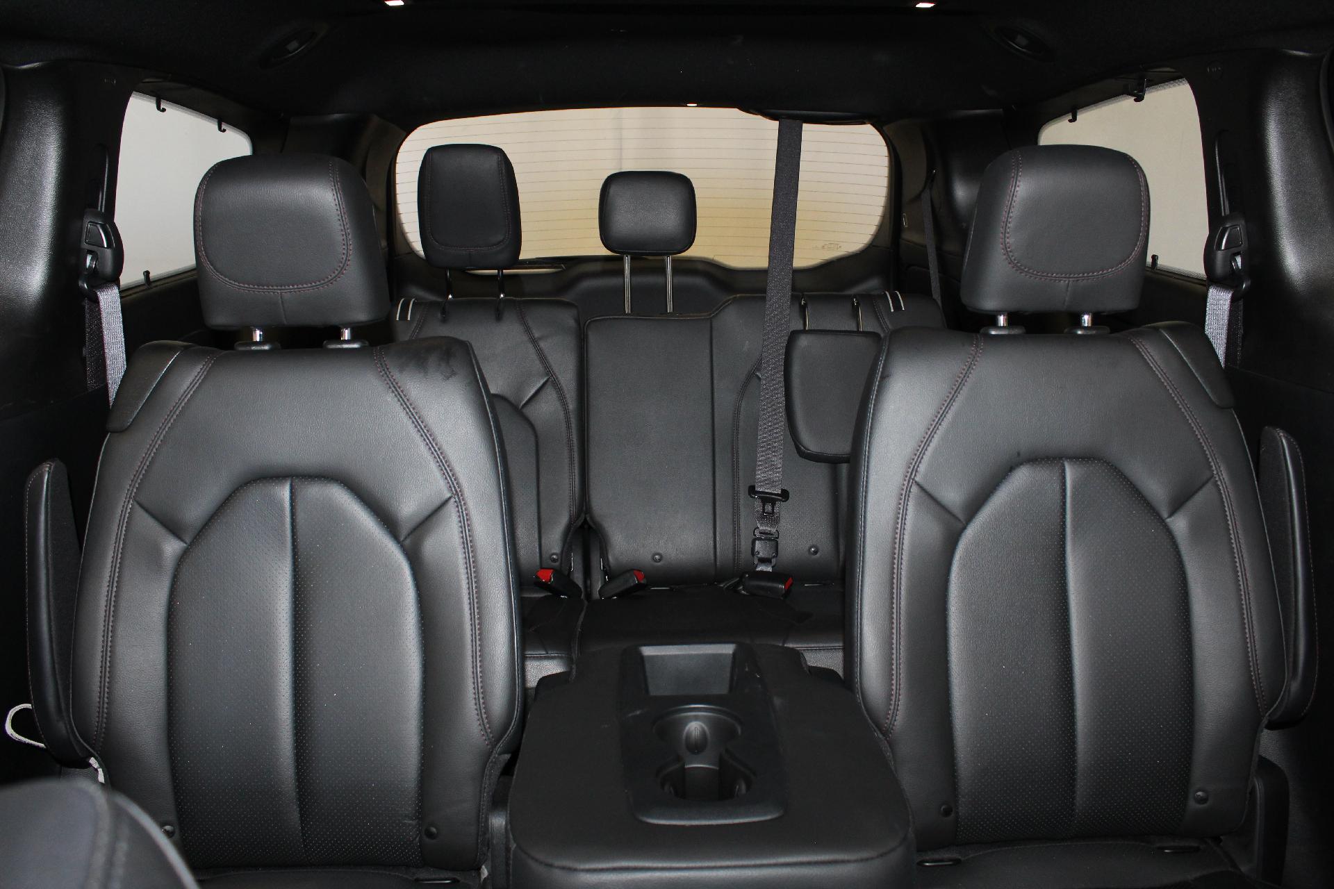 2020 Chrysler Pacifica Vehicle Photo in NORTHAMPTON, MA 01060-1120