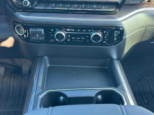 2025 GMC Sierra 2500 HD Vehicle Photo in COLUMBIA, MO 65203-3903